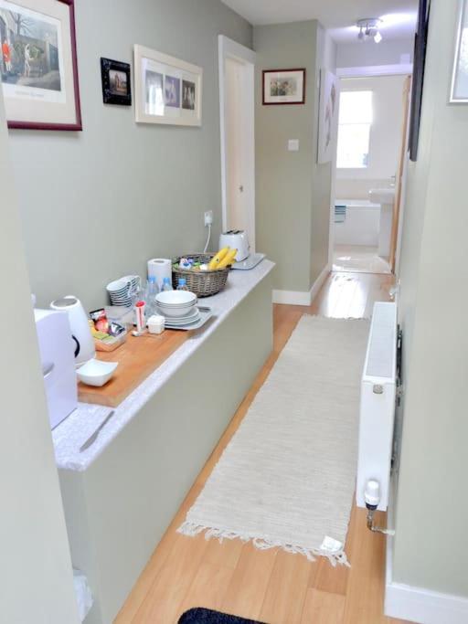 Stunning Annexe 1 Luxury Bedroom, Eating Area & Bathroom Only! Truro Eksteriør bilde