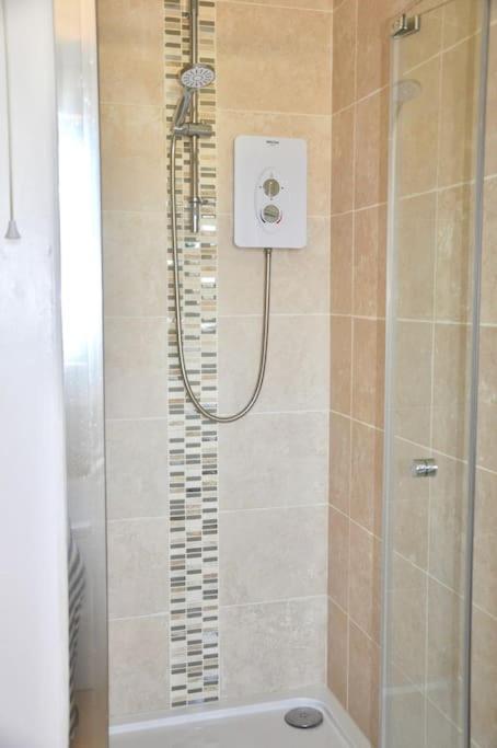Stunning Annexe 1 Luxury Bedroom, Eating Area & Bathroom Only! Truro Eksteriør bilde